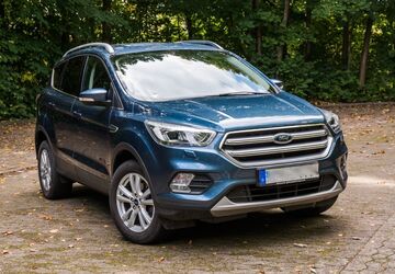 Ford Kuga 52.500 km 15.600 &euro; Kiel 24103