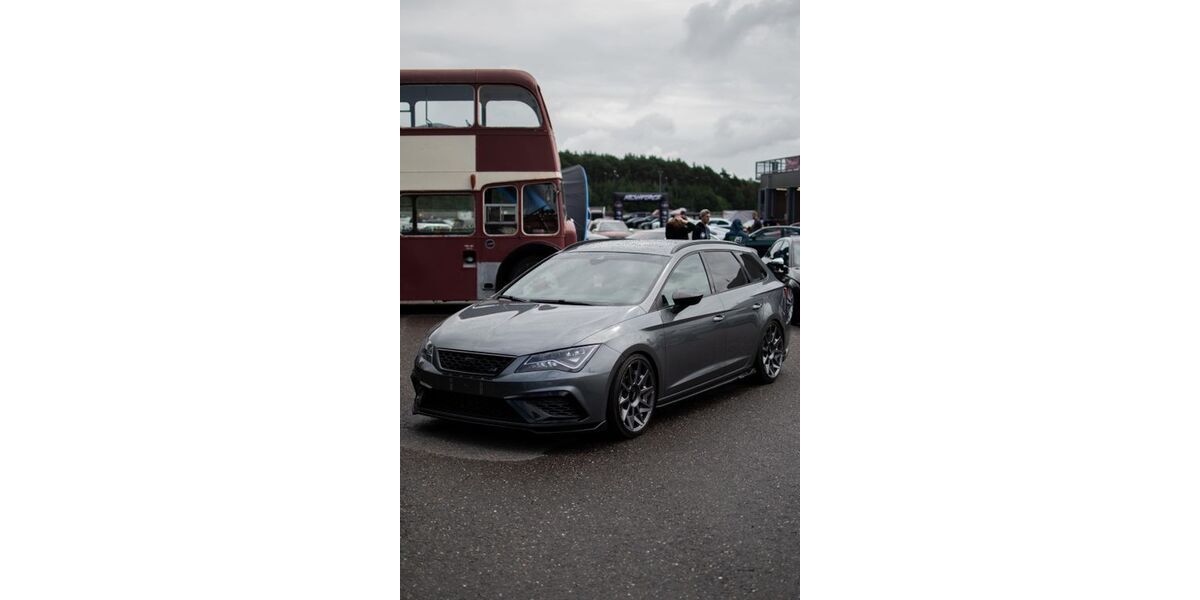 Seat Leon 118.524 km 20.000 &euro; Kiel 24106