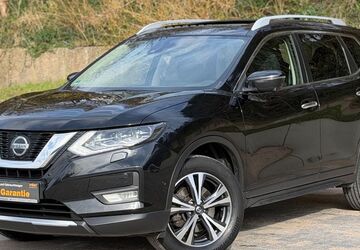 Nissan X-Trail 164.500 km 16.990 &euro; Kiel 24147