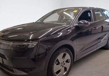 Opel Grandland (X) 3.140 km 24.980 &euro; Kiel 24107