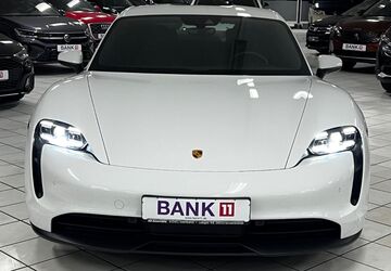 Porsche Taycan 5.950 km 69.999 &euro; Schwentinental 24223