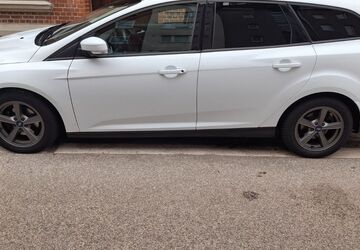 Ford Focus 127.294 km 9.350 &euro; Kiel 24114