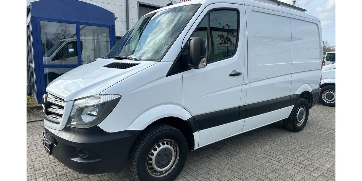 Mercedes-Benz Sprinter 168.000 km 12.800 &euro; Kiel 24145