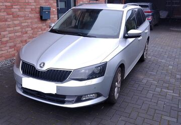 Skoda Fabia 92.095 km 9.200 &euro; Surendorf 24229