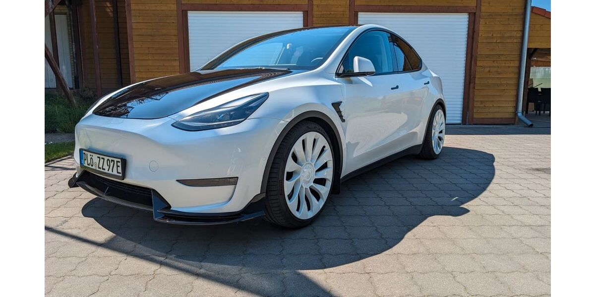 Tesla Model Y 65.000 km 36.900 &euro; Raisdorf 24223