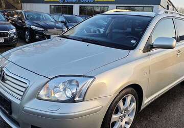 Toyota Avensis 128.000 km 4.999 &euro; Kiel 24145