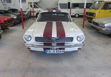 Ford Mustang 84.800 km 37.500 &euro; Kiel 24116