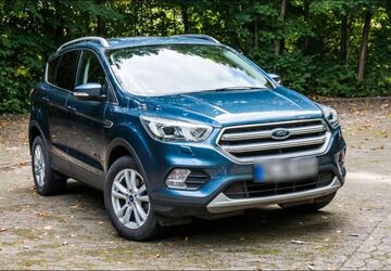 Ford Kuga 53.000 km 15.300 &euro; Kiel 24103