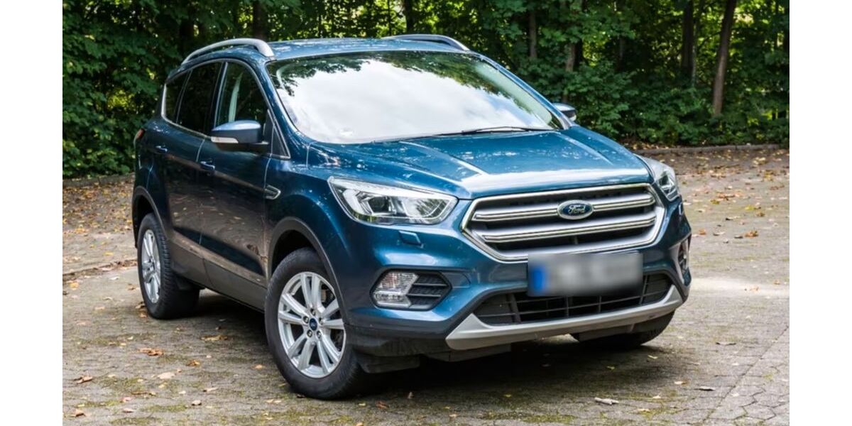 Ford Kuga 53.000 km 15.300 &euro; Kiel 24103