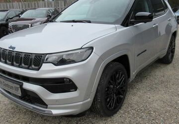 Jeep Compass 37.300 km 24.950 &euro; Gettorf 24214