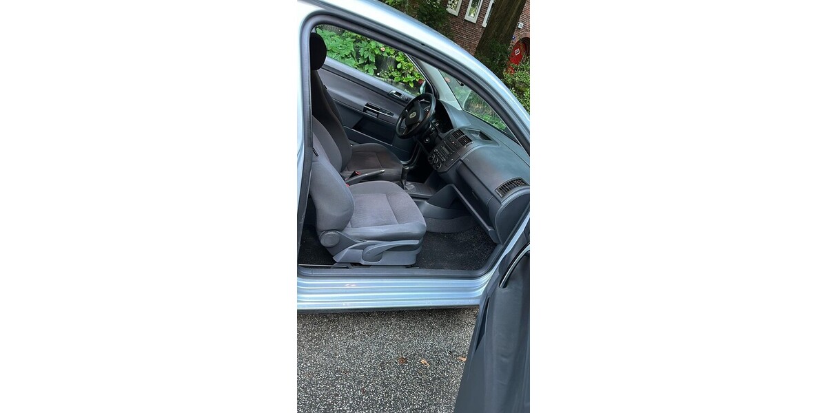 VW Polo 75.500 km 3.200 &euro; Kiel 24103