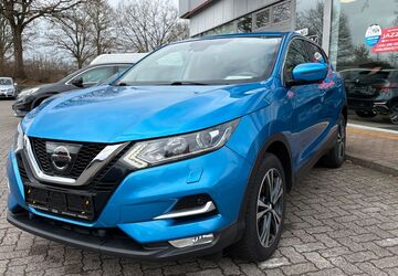 Nissan Qashqai 131.450 km 11.450 &euro; Bornhoeved 24619
