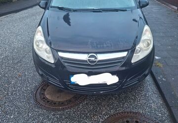 Opel Corsa 250.000 km 900 &euro; Kiel 24143