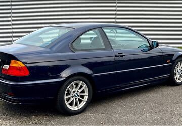 BMW 318 110.820 km 8.890 &euro; Schönkirchen 24232