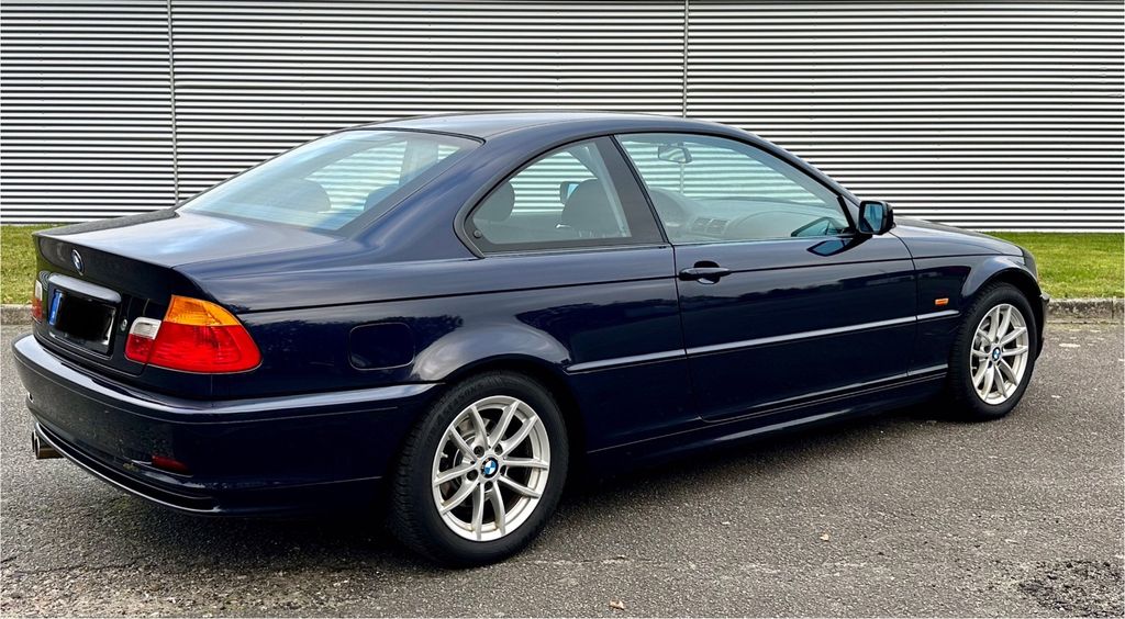 BMW 318 110.820 km 8.890 &euro; Schönkirchen 24232