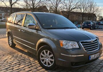 Chrysler Grand Voyager 209.000 km 9.000 &euro; Kiel 24149