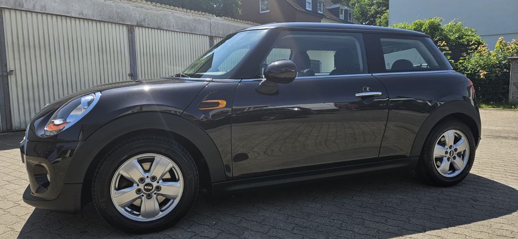 Mini ONE 82.000 km 8.995 &euro; Schönhorst 24220