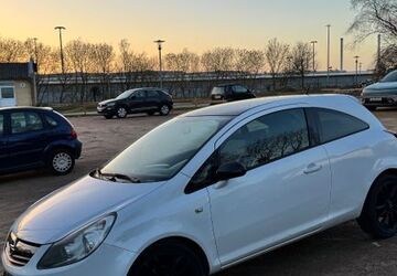 Opel Corsa 157.000 km 2.200 &euro; Kiel 24149