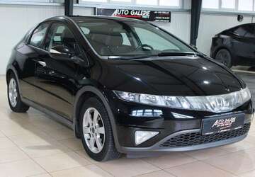 Honda Civic 180.000 km 2.890 &euro; Preetz 24211