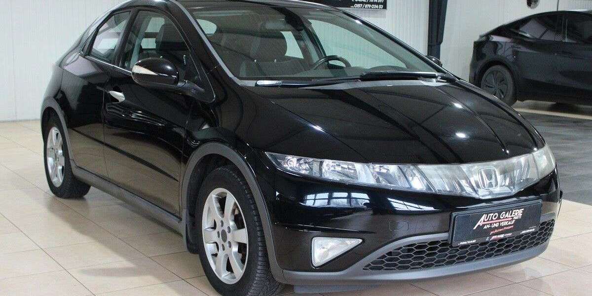 Honda Civic 180.000 km 2.890 &euro; Preetz 24211