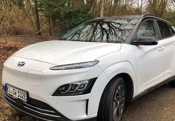 Hyundai KONA Elektro 62.000 km 22.000 &euro; Kiel 24148