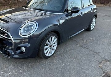 Mini Cooper S 135.000 km 16.799 &euro; Neumünster 24536