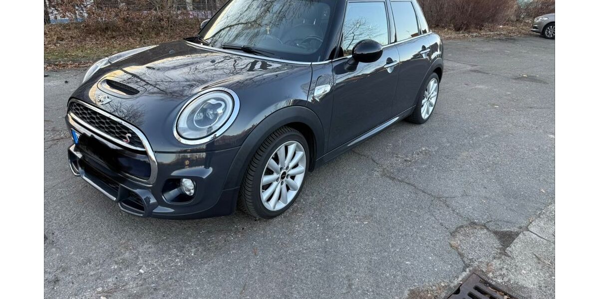 Mini Cooper S 135.000 km 16.799 &euro; Neumünster 24536