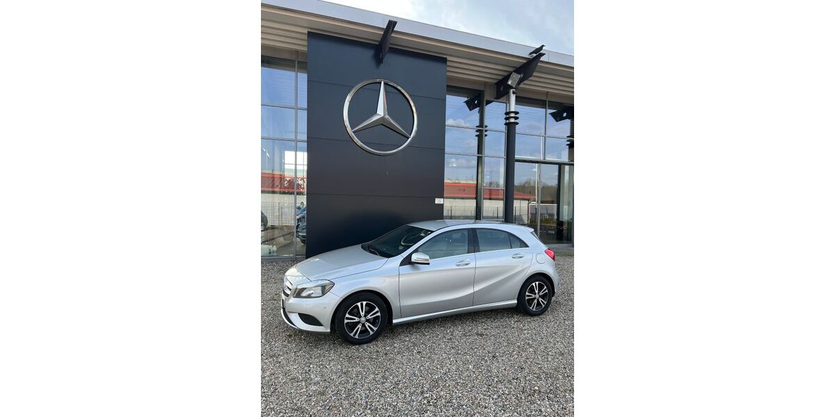 Mercedes-Benz A 180 95.500 km 12.850 &euro; Lütjenburg 24321