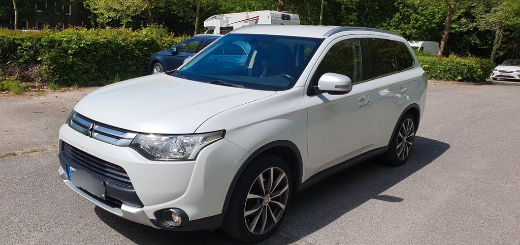 Mitsubishi Outlander 186.000 km 9.900 &euro; Kiel 24109