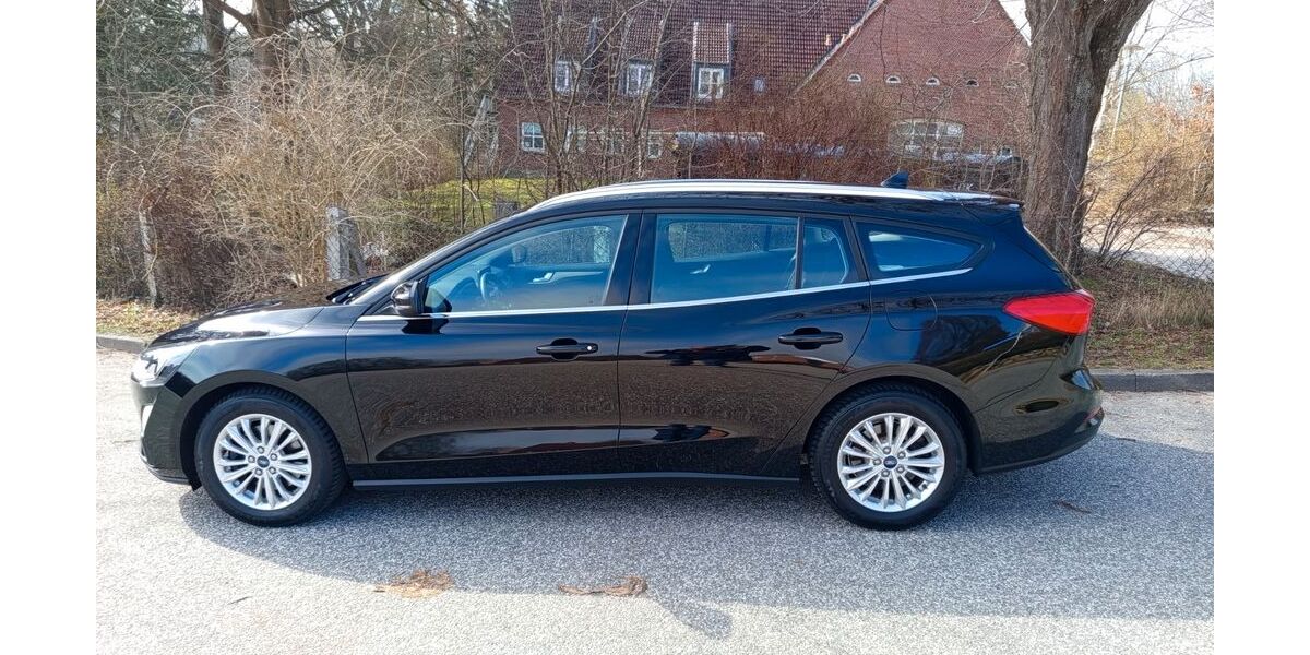 Ford Focus 84.400 km 14.990 &euro; Kiel 24145