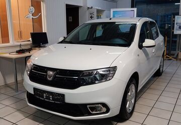 Dacia Sandero 50.000 km 9.900 &euro; Lütjenburg 24321