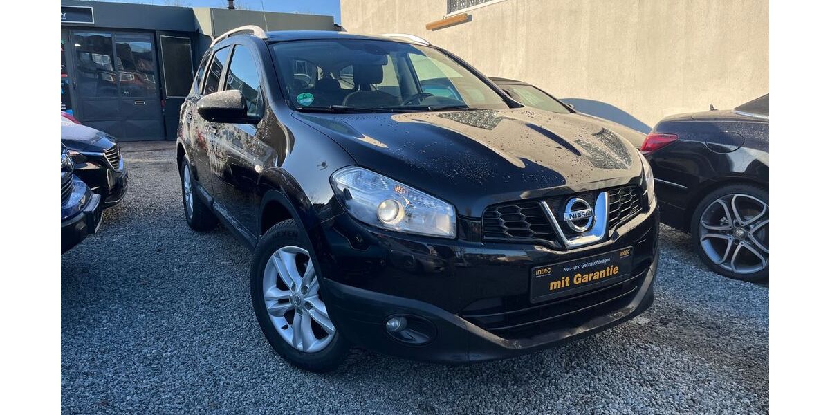 Nissan Qashqai 98.000 km 9.490 &euro; Kiel 24148