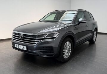 VW Touareg 26.593 km 49.888 &euro; Neumünster 24536