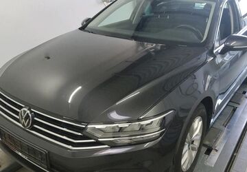 VW Passat 50.483 km 23.980 &euro; Neumünster 24537