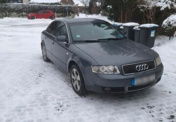 Audi A4 250.000 km 2.555 &euro; Neumünster 24534