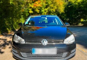 VW Golf 97.800 km 9.750 &euro; Kiel 24159