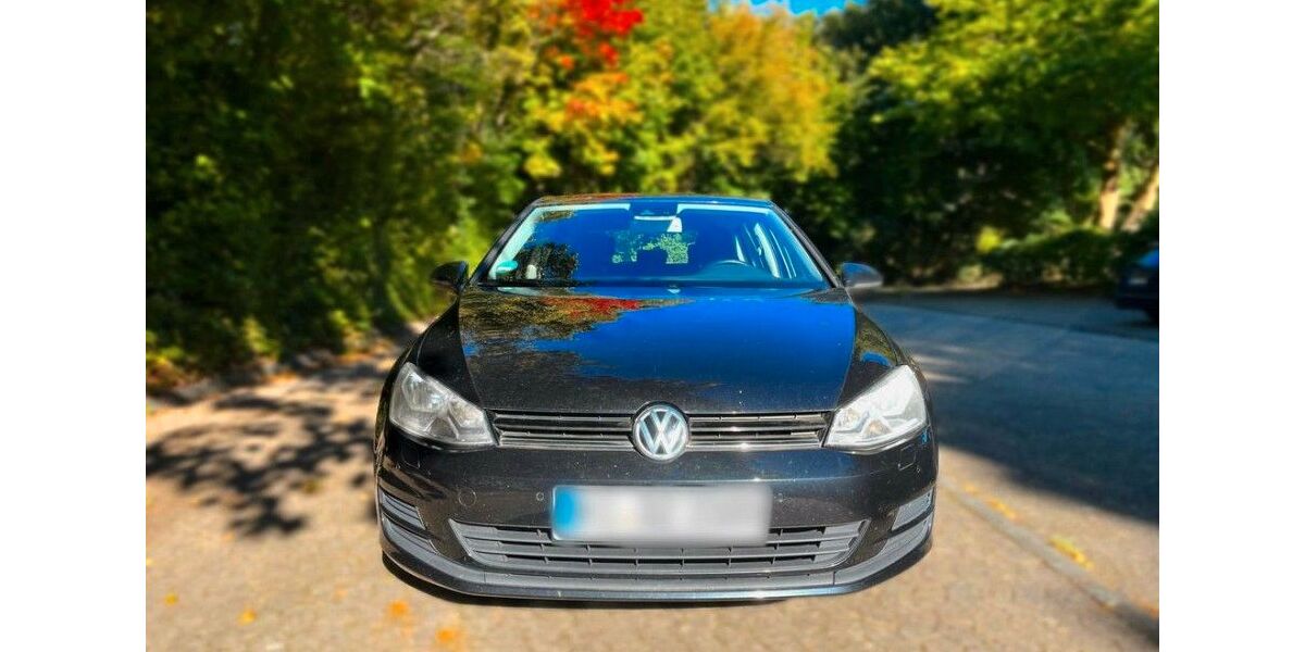 VW Golf 97.800 km 9.750 &euro; Kiel 24159
