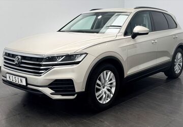 VW Touareg 28.170 km 49.899 &euro; Neumünster 24536