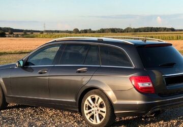 Mercedes-Benz C 200 298.000 km 5.690 &euro; Neumünster 24537