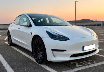 Tesla Model 3 49.978 km 35.500 &euro; Kiel 24106