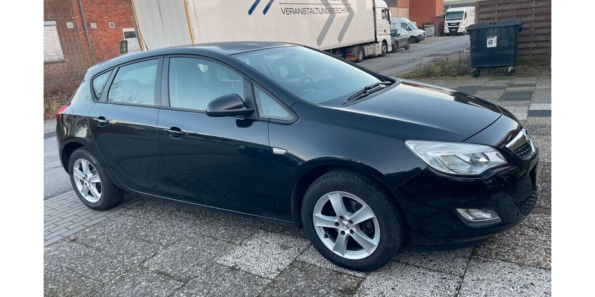 Opel Astra 204.687 km 3.800 &euro; Kiel 24114