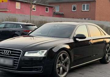 Audi A8 253.525 km 24.999 &euro; Kiel 24107