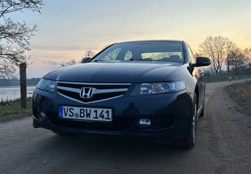 Honda Accord 181.000 km 5.499 &euro; Plön 24306