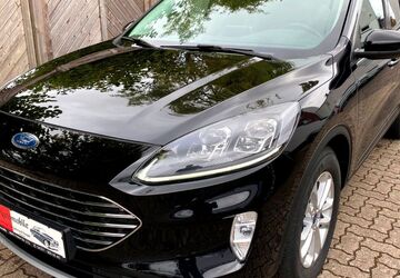 Ford Kuga 70.000 km 20.500 &euro; Neumünster 24536