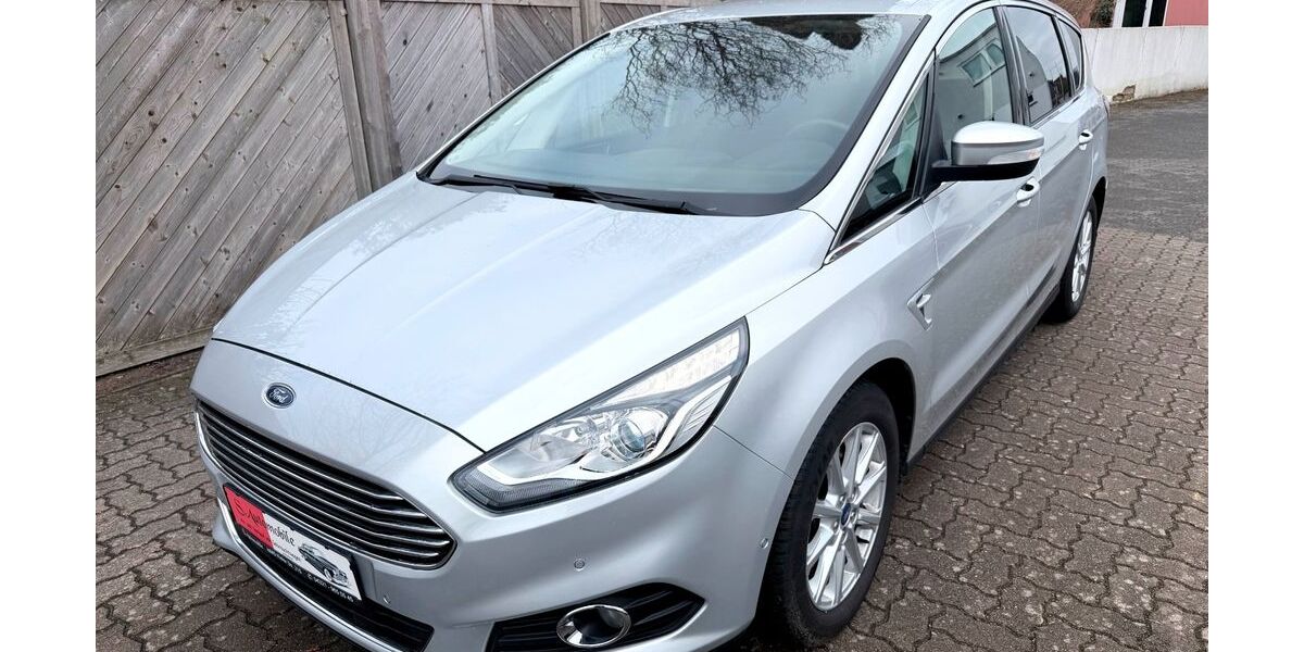 Ford S-Max 213.000 km 8.100 &euro; Neumünster 24536