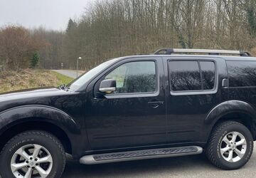 Nissan Pathfinder 320.000 km 8.500 &euro; Lilienthal 24232