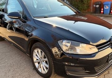 VW Golf 174.000 km 9.850 &euro; Kiel 24146