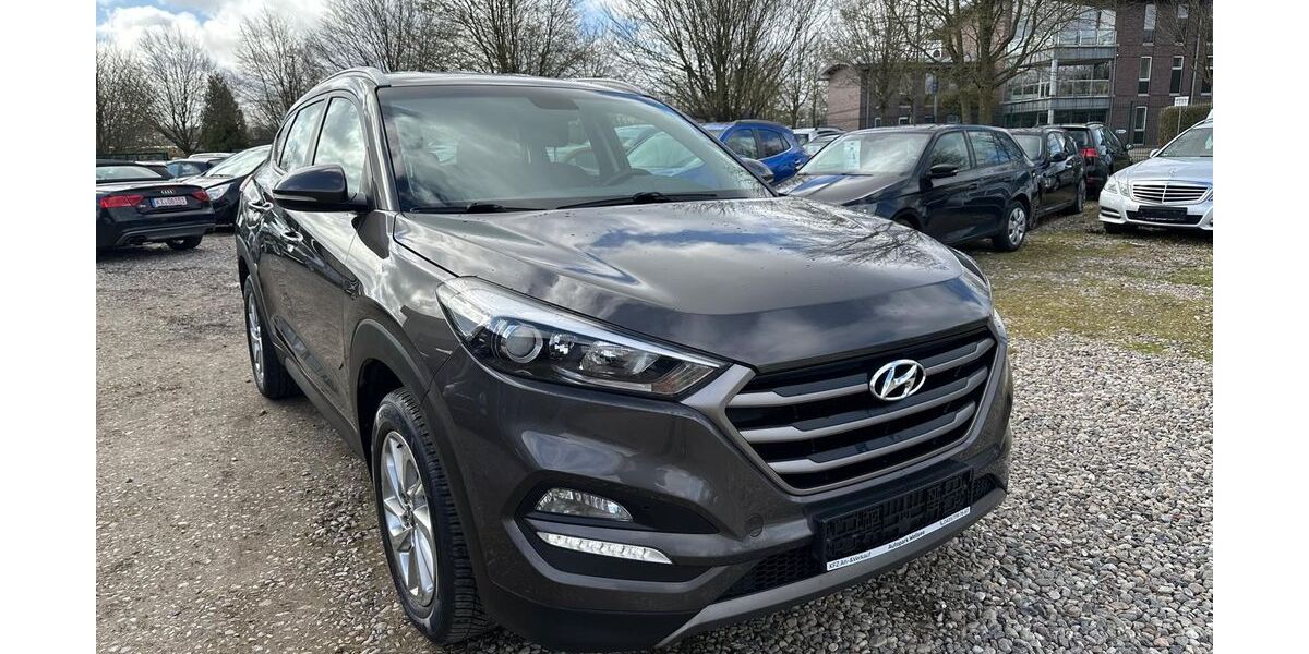 Hyundai TUCSON 178.000 km 10.950 &euro; Kiel 24145