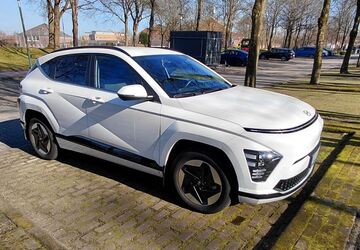 Hyundai KONA Elektro 9.000 km 30.950 &euro; Kronshagen 24119