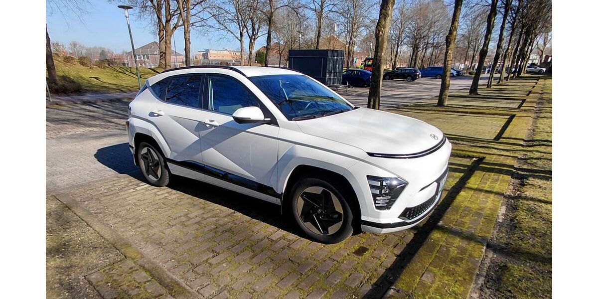Hyundai KONA Elektro 9.000 km 30.950 &euro; Kronshagen 24119